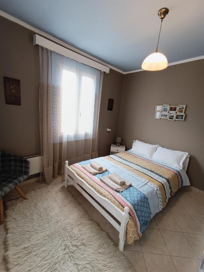 דירות Lefkáda Penelope'S Street Old House מראה חיצוני תמונה